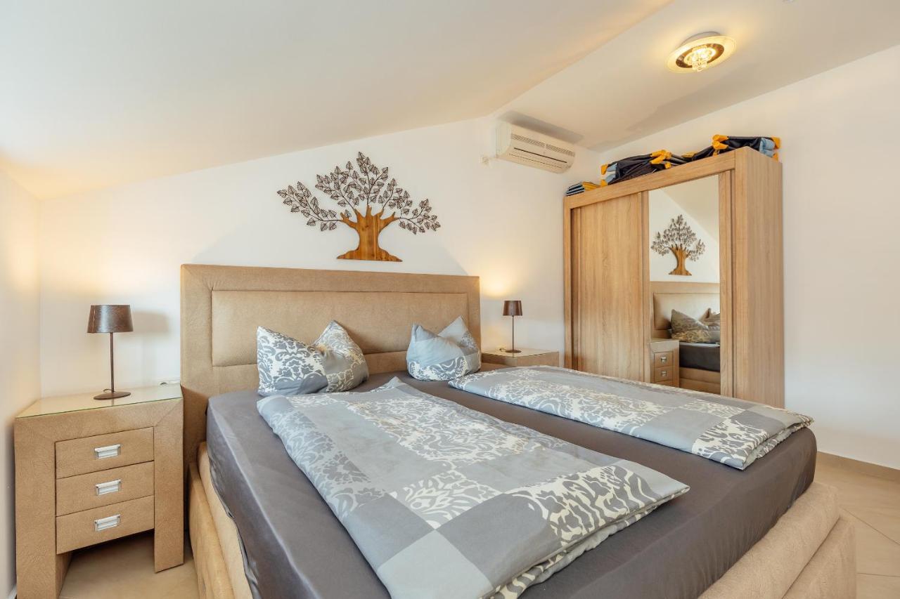 Apartment Penthouse Savina Herceg Novi Exterior photo